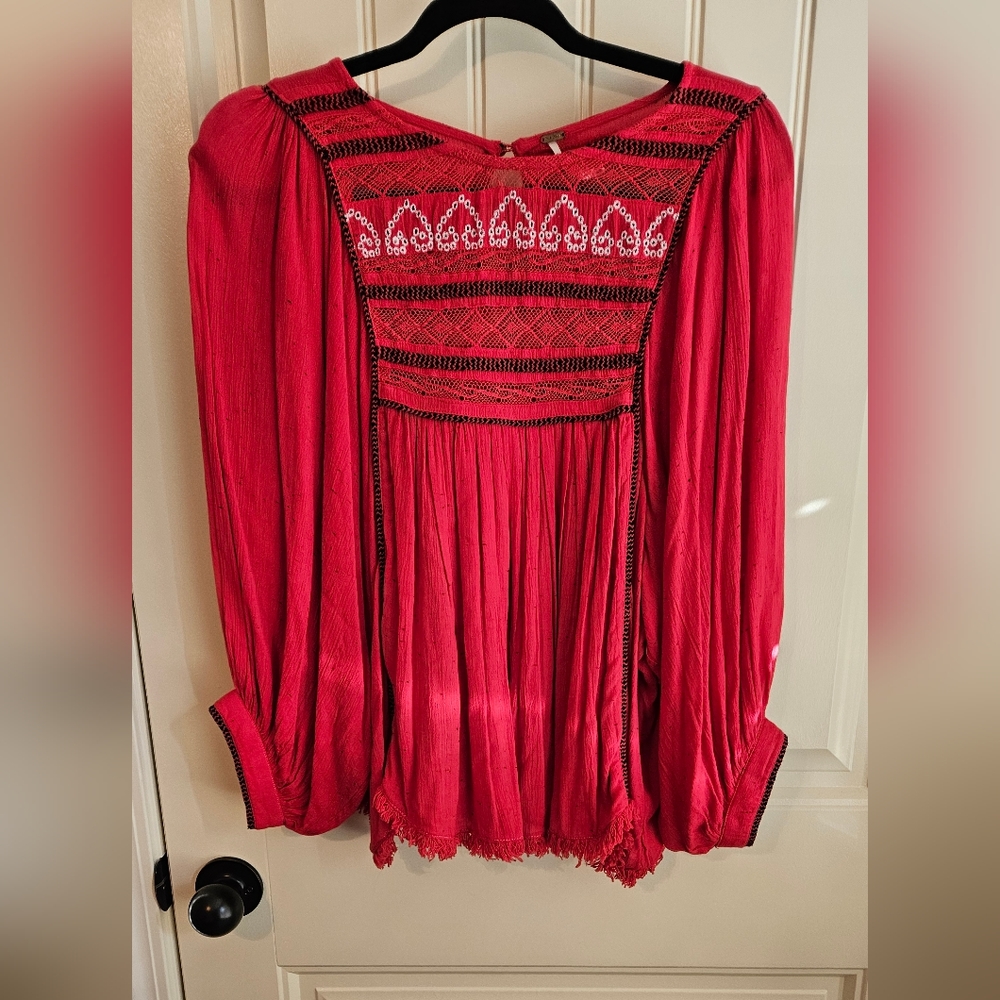 FREE PEOPLE